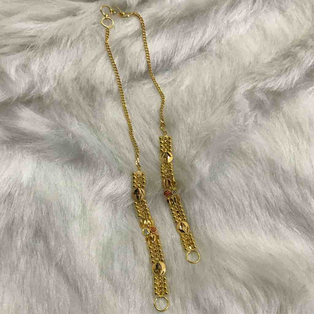 18KT Exclusive Gold Earchain For Ladies