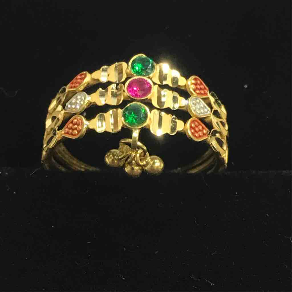 18kt Stylish Designer Gold Ladies Ring
