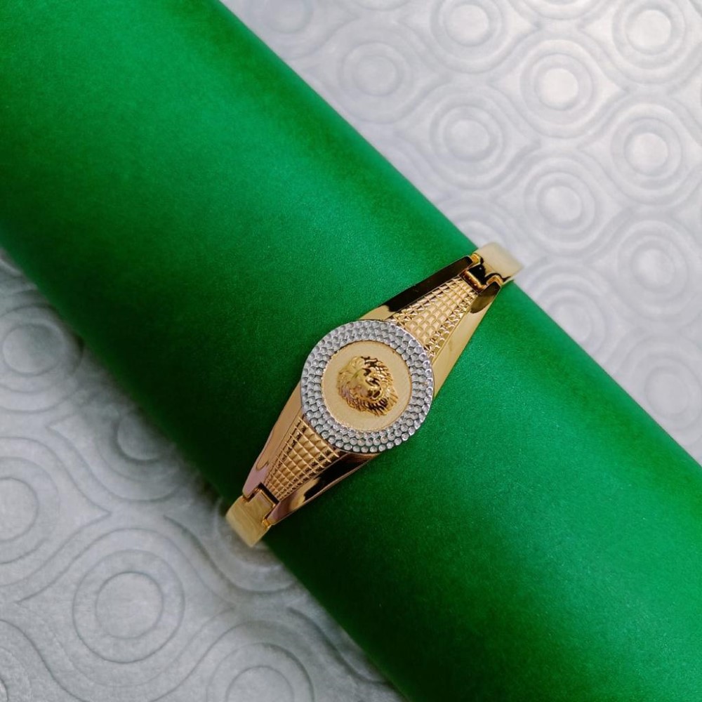 Gold Cocktail Gents Bracelet