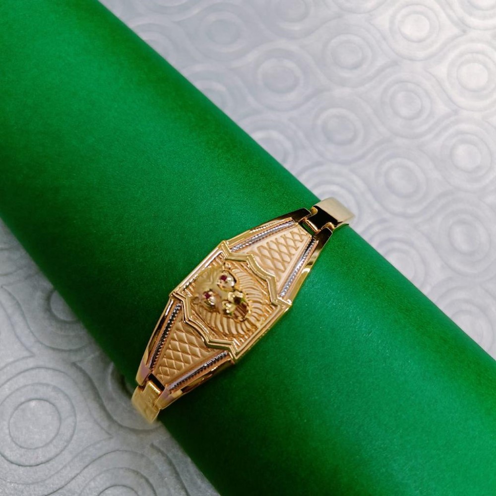 Gold Divine Gents Bracelet