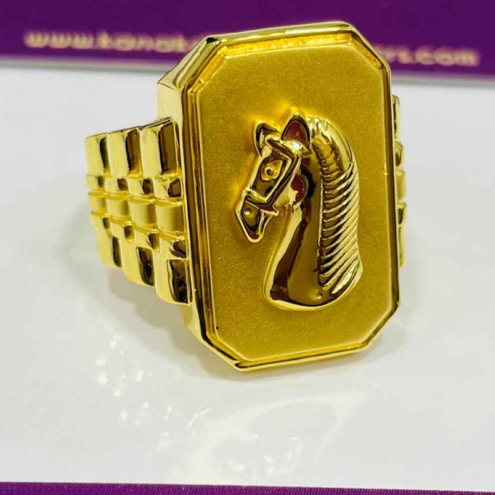 Gold Pearl Gents Ring
