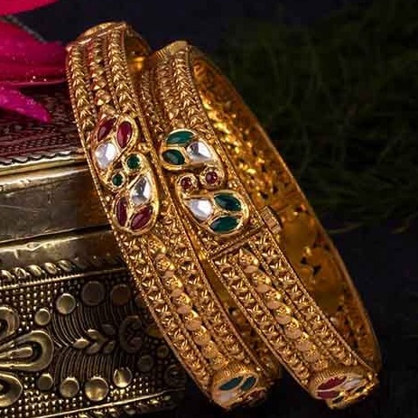 antique Bangle 916