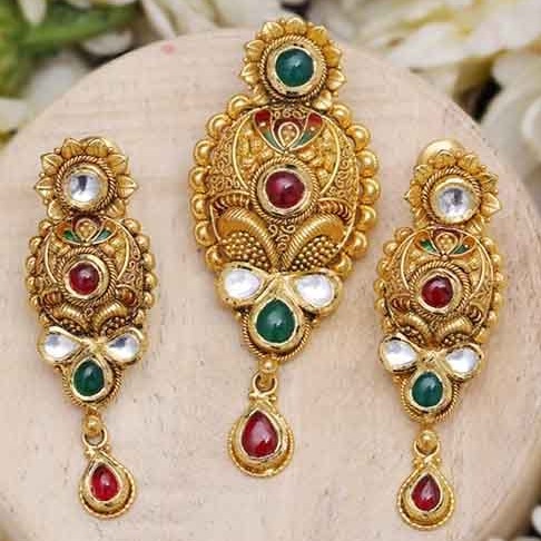 antique pendant set 916