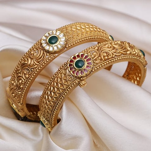 antique bangle 916