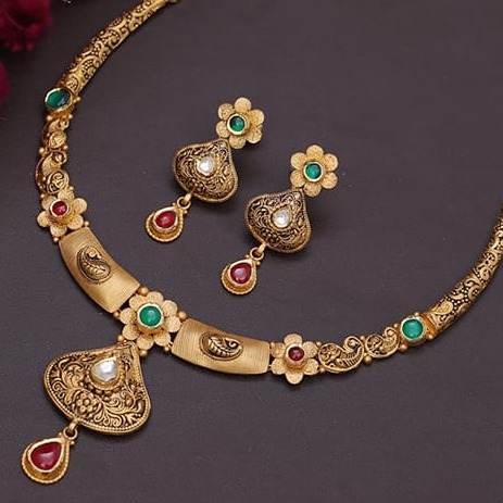 Antique Necklace Set 916.