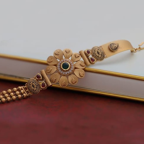 antique ladies bracelet 916