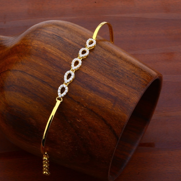 Ladies Kada Bracelet Cz 916.