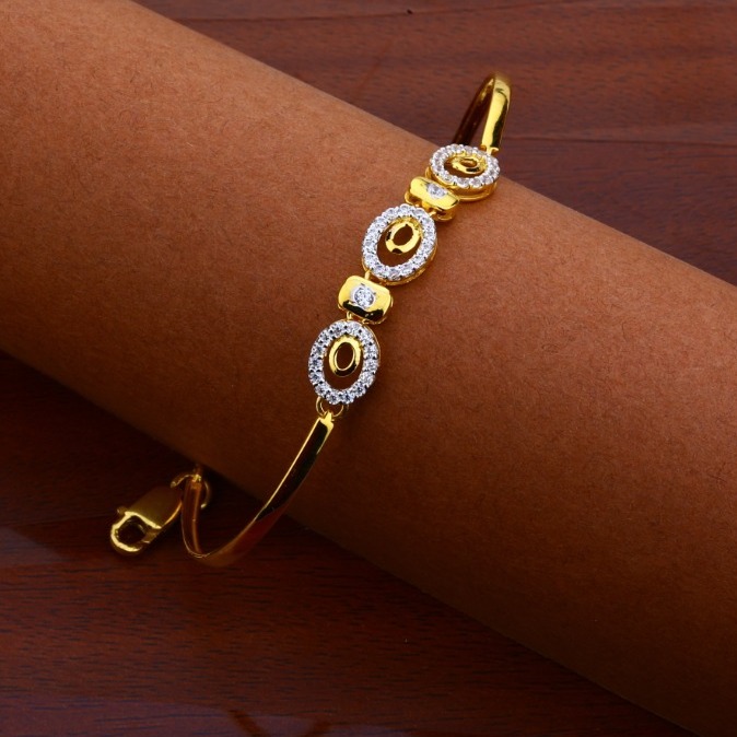 Ladies Kada Bracelet Cz 916