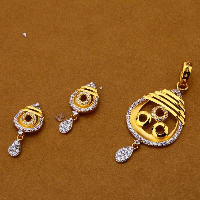 Ladies pendant set 916 cz