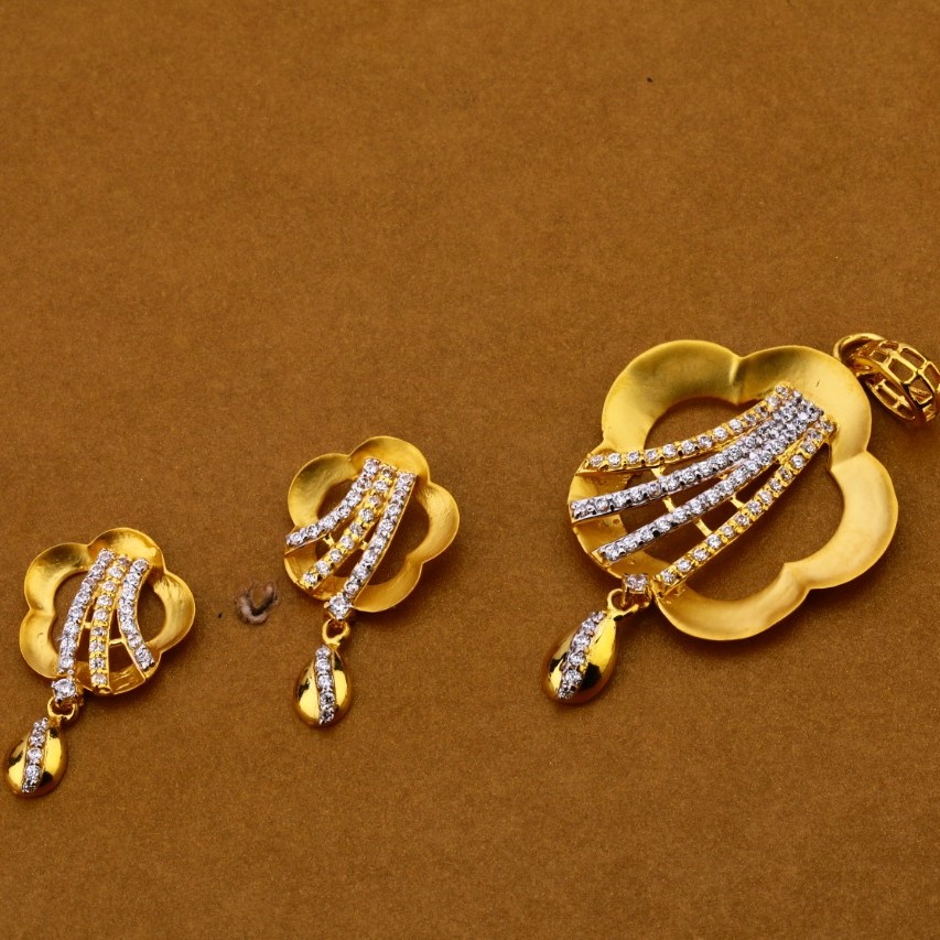 Ladies pendant set 916 cz