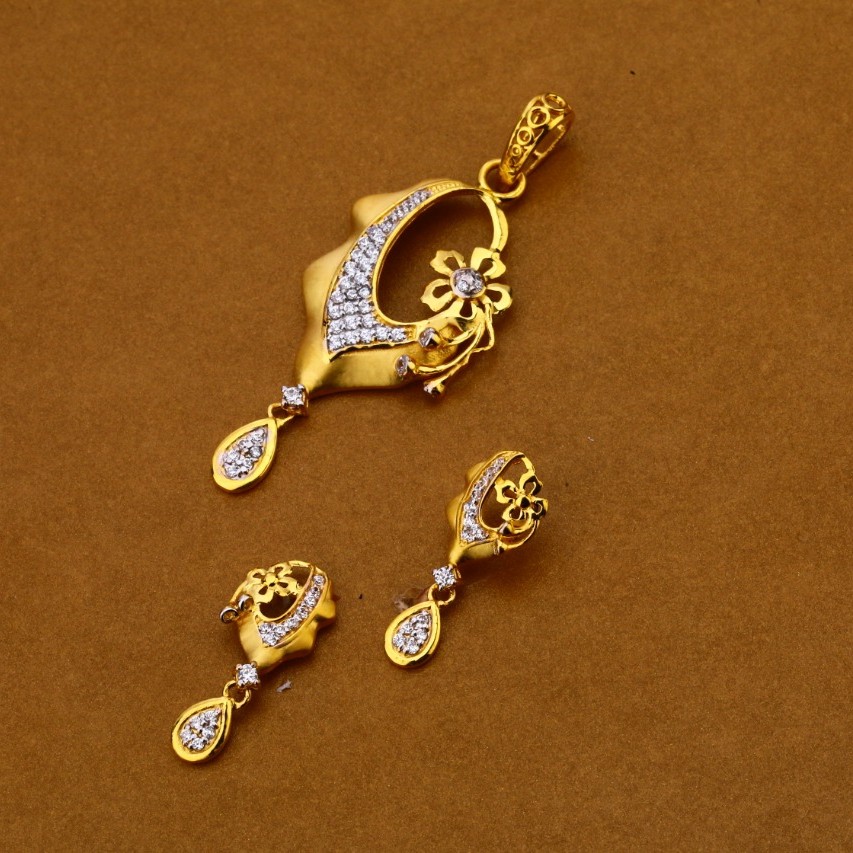 Ladies pendant set 916 cz