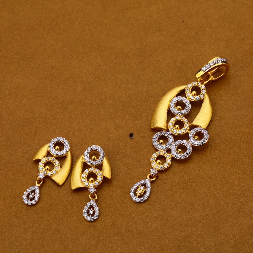 Ladies pendant set 916 cz
