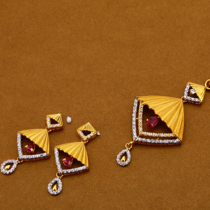 Ladies pendant set 916 cz