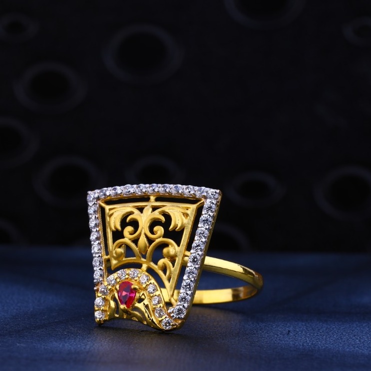 Ladies Ring Cz 916