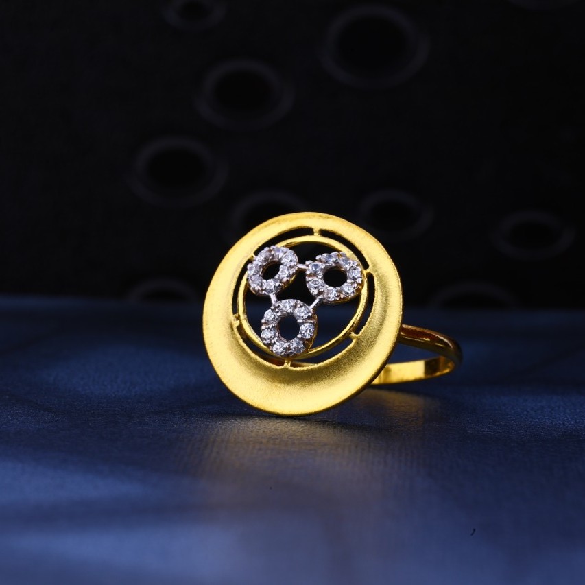 Ladies ring 916 cz