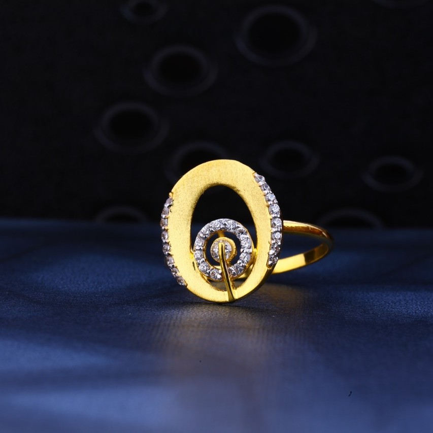 Ladies ring 916 cz