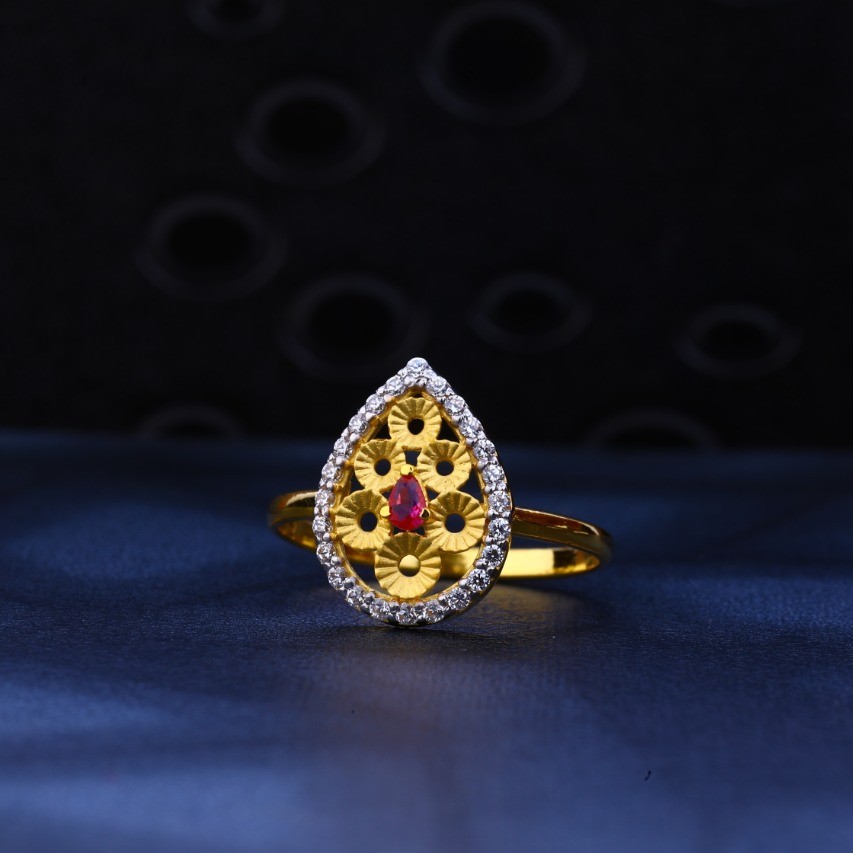 Ladies ring 916 cz