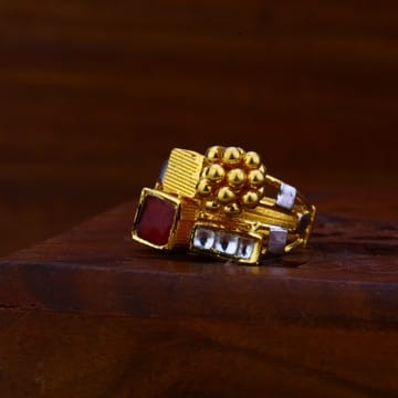Ladies antique ring 916