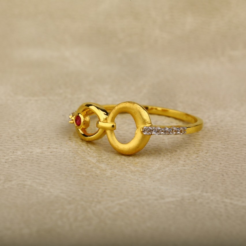 Ladies ring 916 cz