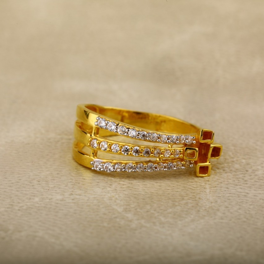 Ladies ring 916 cz.
