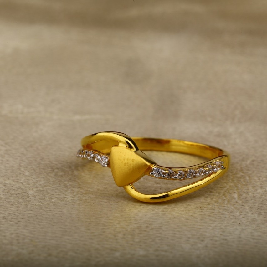 Ladies ring 916 cz