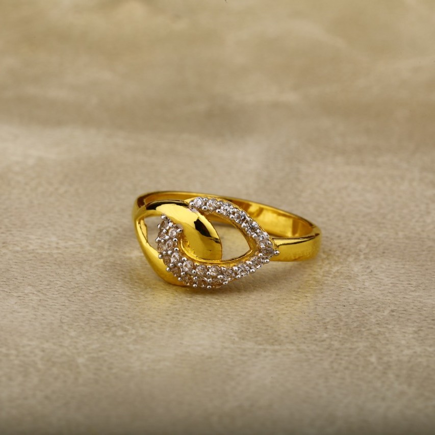 Ladies ring 916 cz