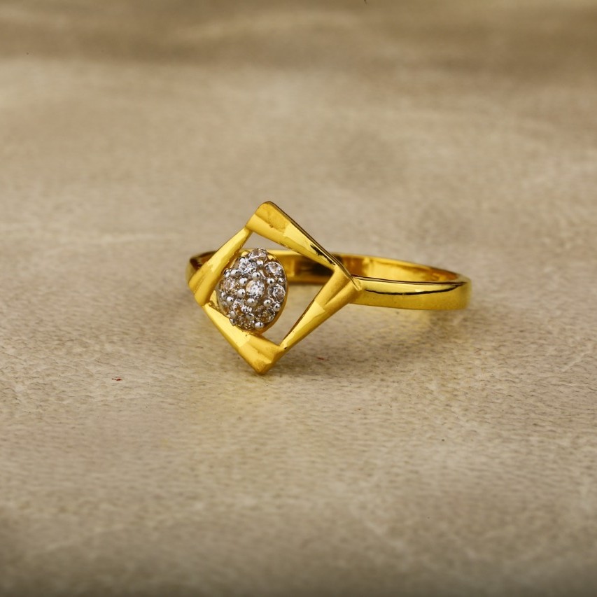 Ladies ring 916 cz