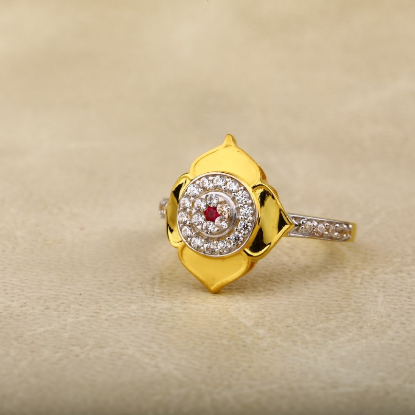 Ladies ring 916 cz