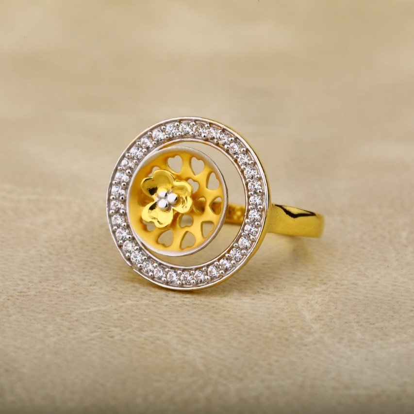 Ladies ring 916 cz