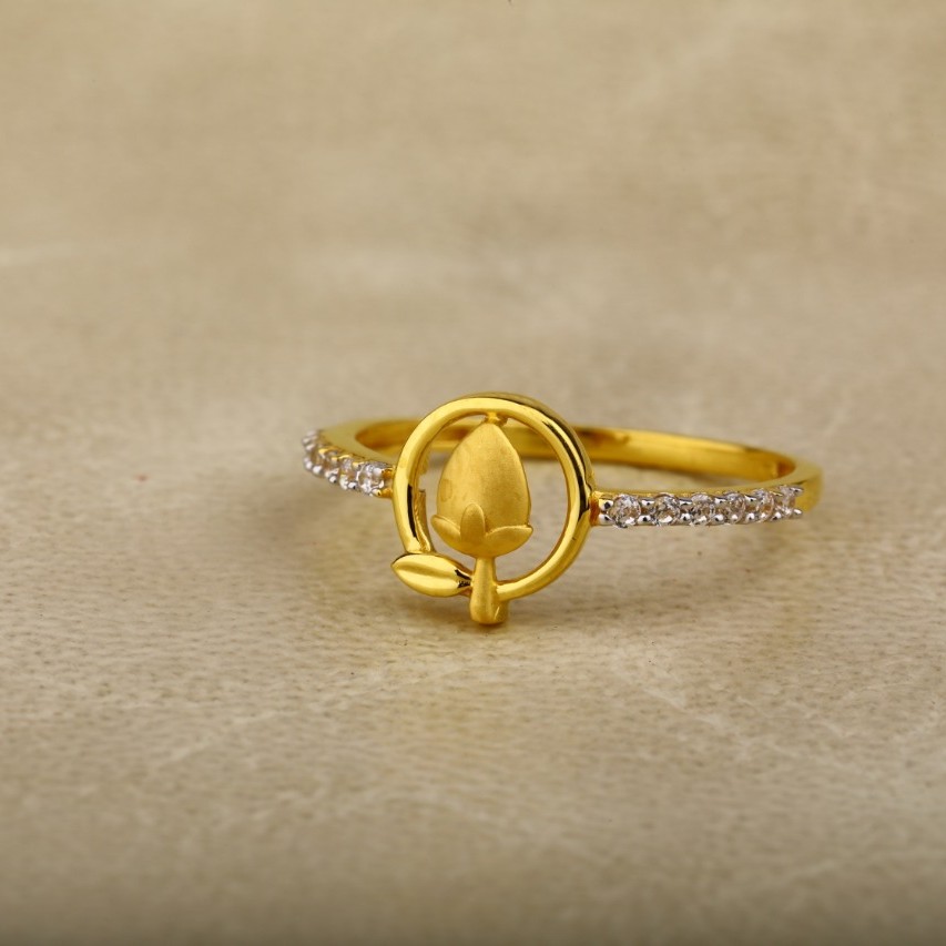 Ladies ring cz 916