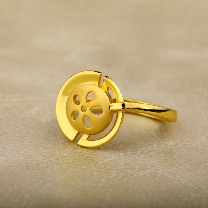 Ladies ring cz 916