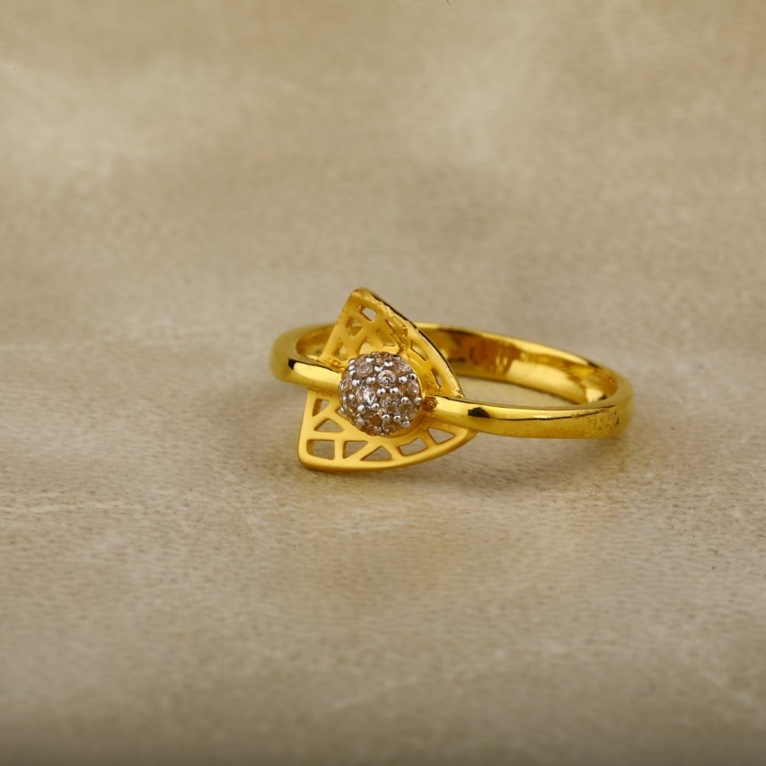 Ladies ring cz 916