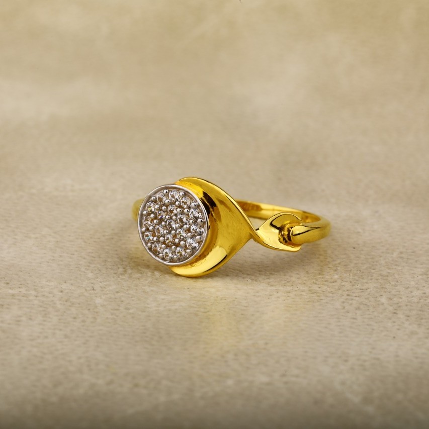 Ladies ring cz 916