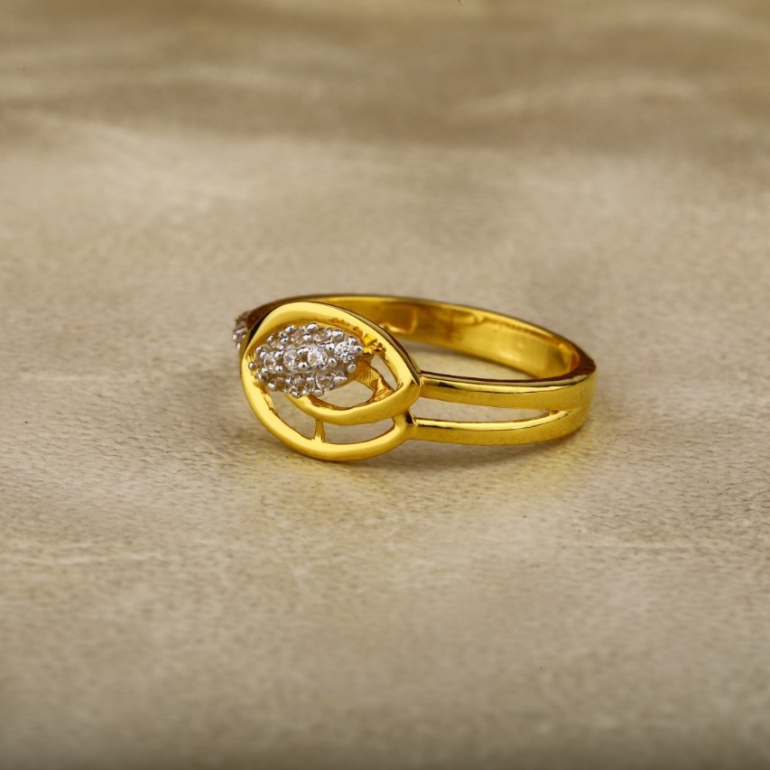 Ladies ring cz 916