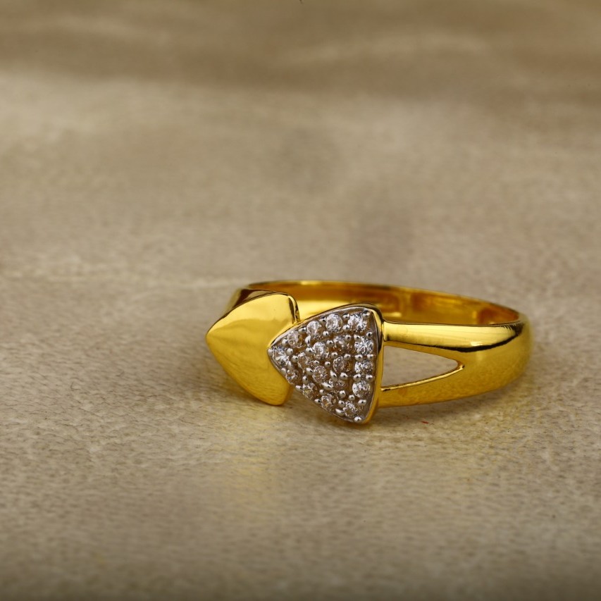 Ladies ring cz 916