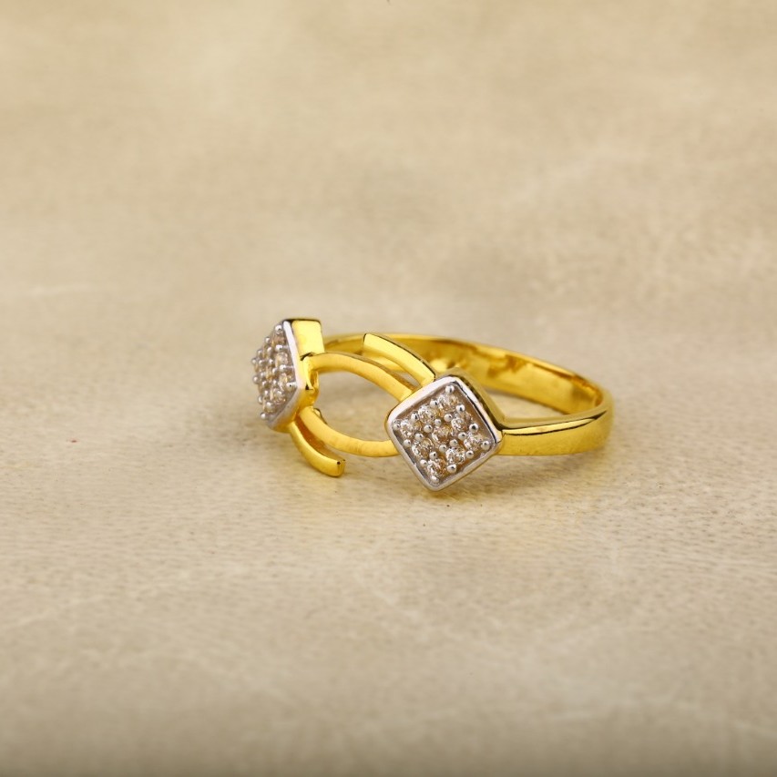 Ladies ring cz 916