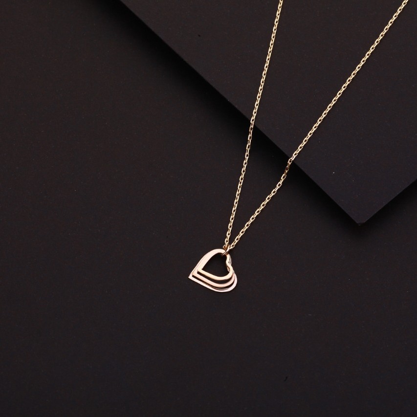 Pendent with chain 916