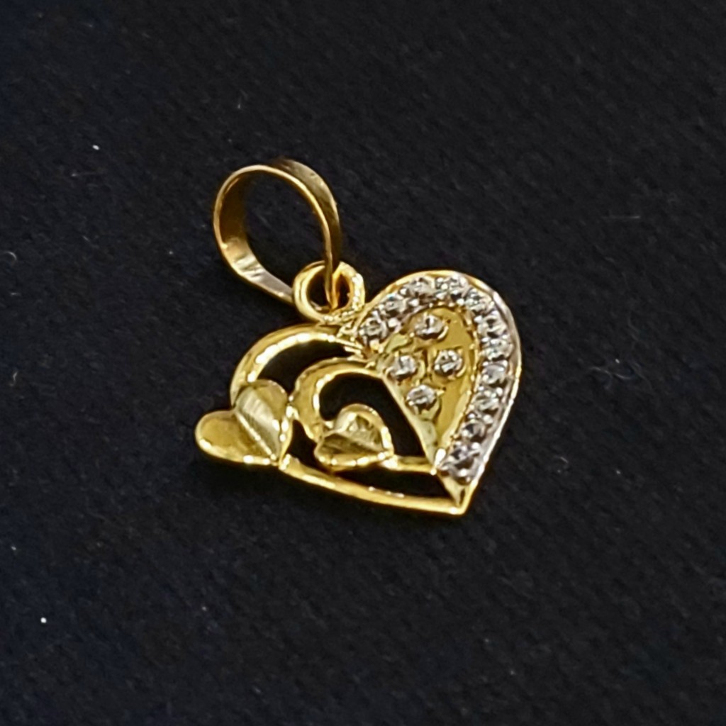 916 cz gold valentine pendent