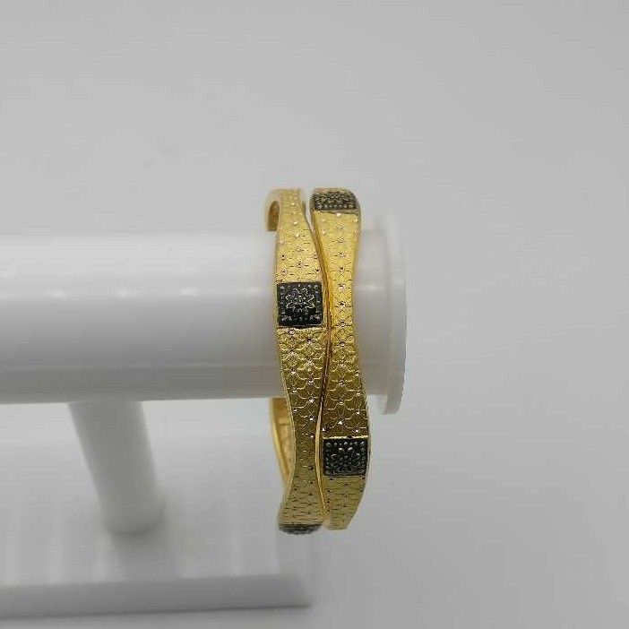 22K / 916 Gold Pipe Designer Kadli