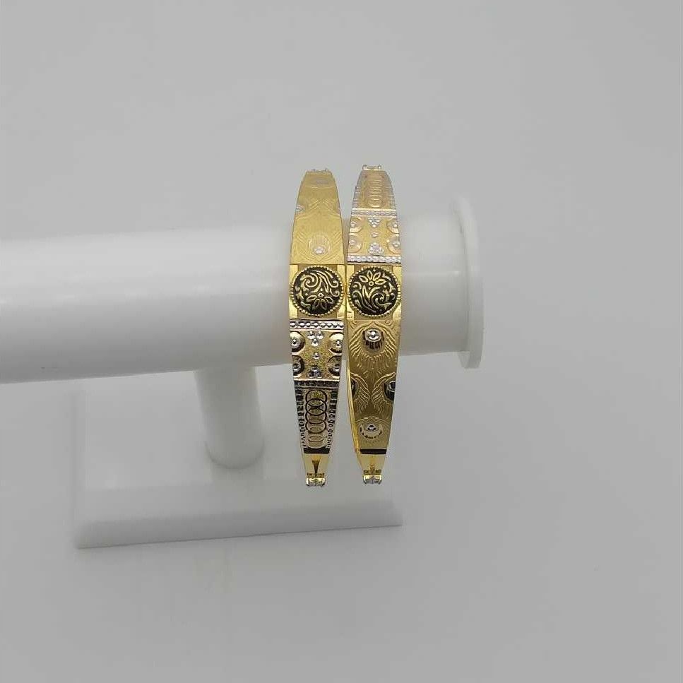 22KT Gold Fancy Bangle