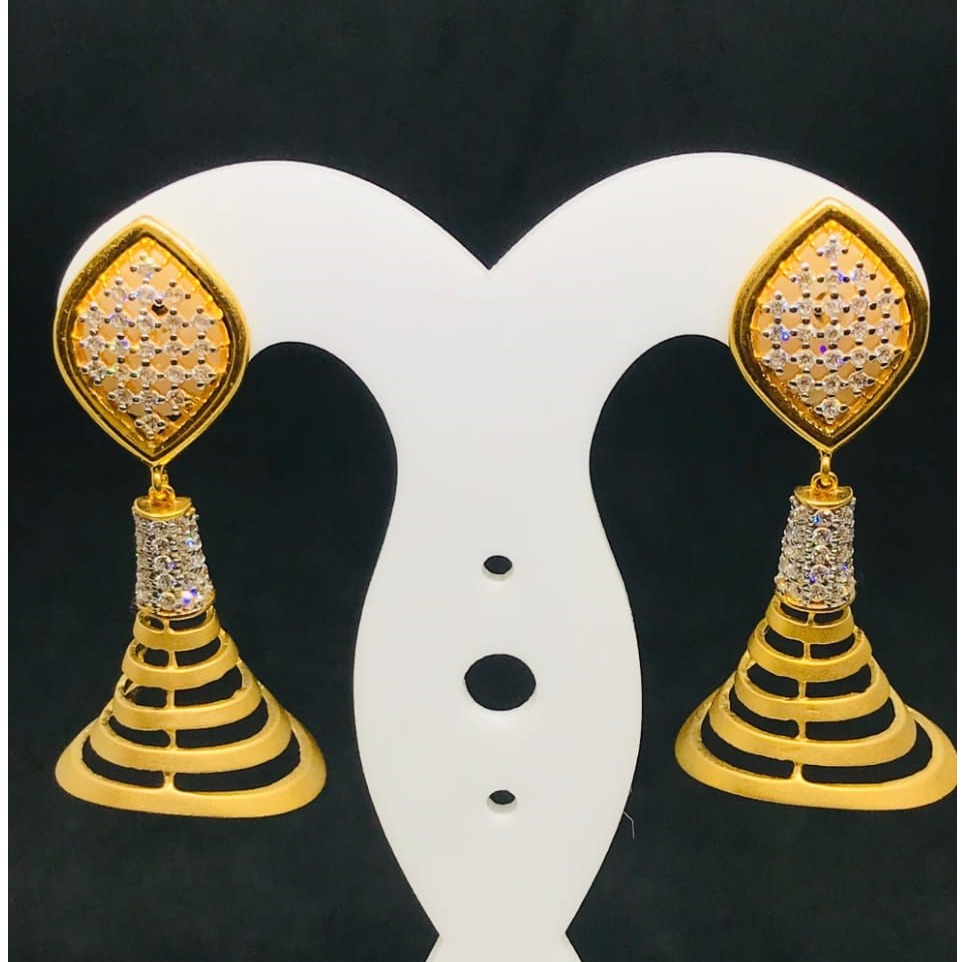 BOLD HOOP CASTING EARRING BT0040
