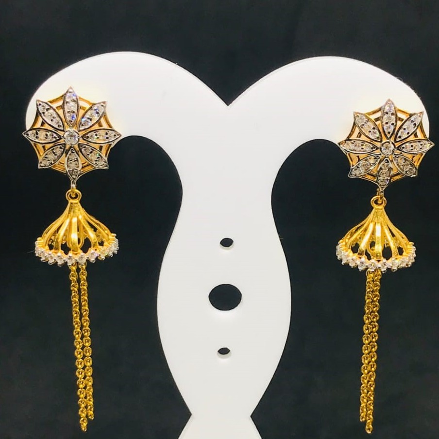 CHARISMATIC GOLD DROP EARRING BT0035