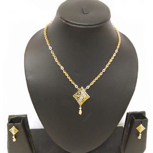 22Kt Gold Delicate Necklace Set BJ-N001