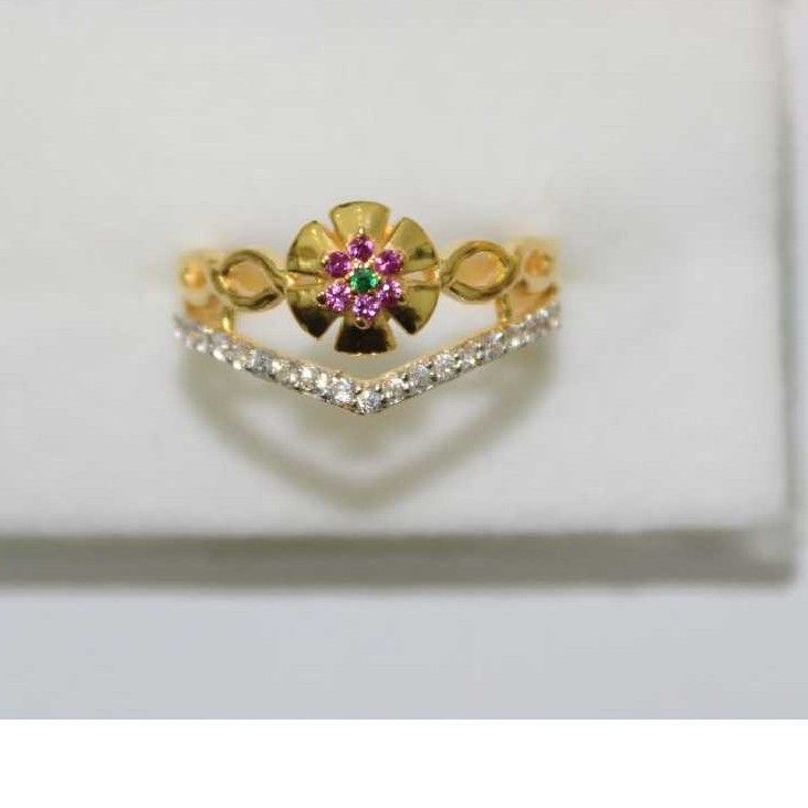 22KT Gold Ladies Indian Antique Ring