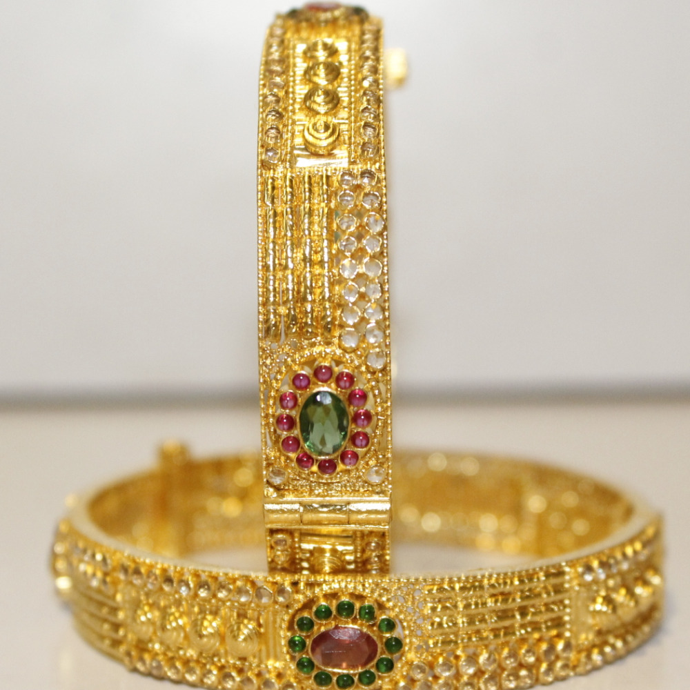 22ct Gold Antique Bangle