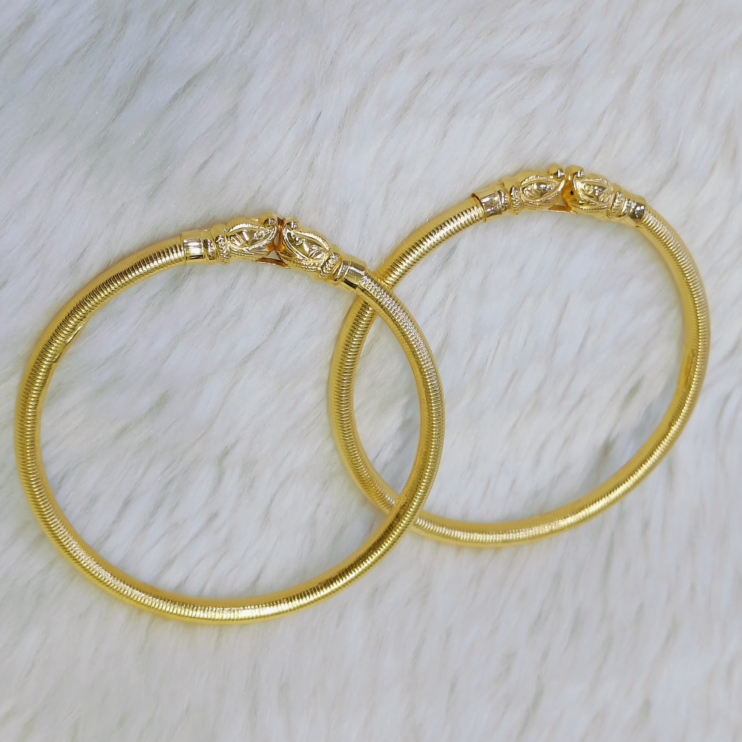 916 Gold Daily Wear Bangles
