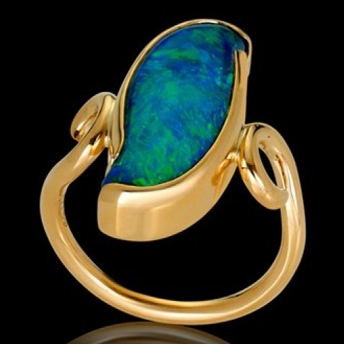 18k Yellow Gold Beautiful  Colour Ring