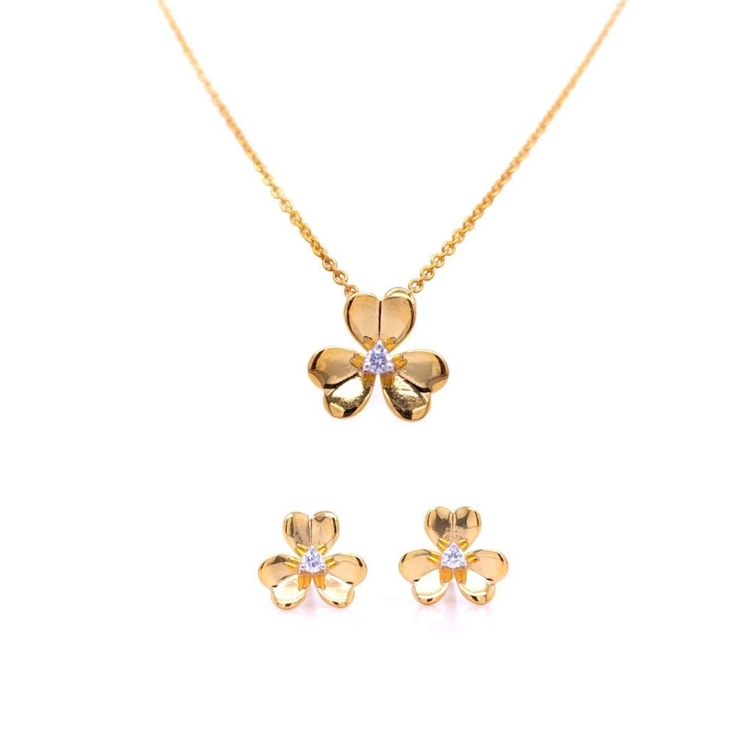 Floral diamond necklace & earrings
