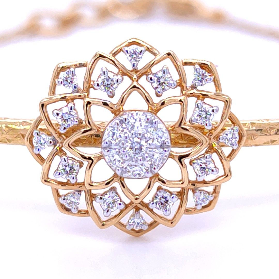 Glorious flower diamond bracelet - Image 3