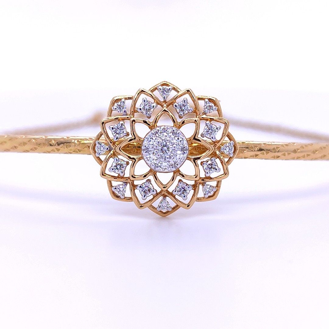 Glorious flower diamond bracelet - Image 2